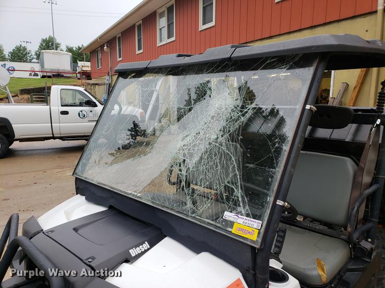 image for item BW9245 2011 Bobcat 3400 utility vehicle