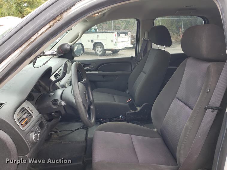 image for item BW9246 2011 Chevrolet Tahoe Police SUV