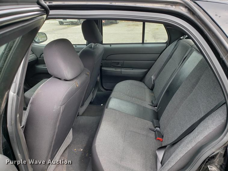 image for item BW9247 2005 Ford Crown Victoria Police Interceptor