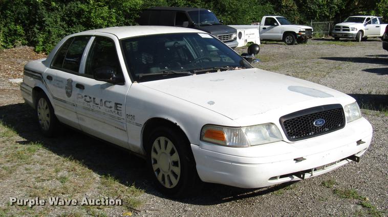 image for item DA1681 2011 Ford Crown Victoria Police Interceptor