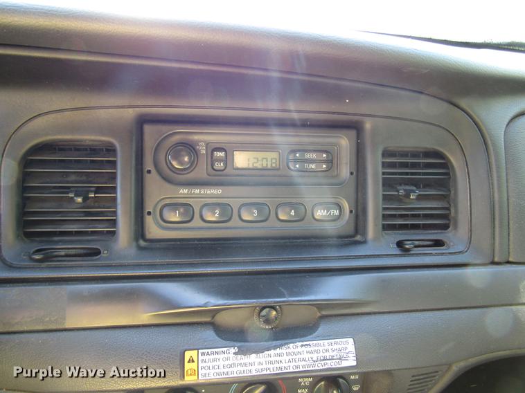 image for item DA1681 2011 Ford Crown Victoria Police Interceptor