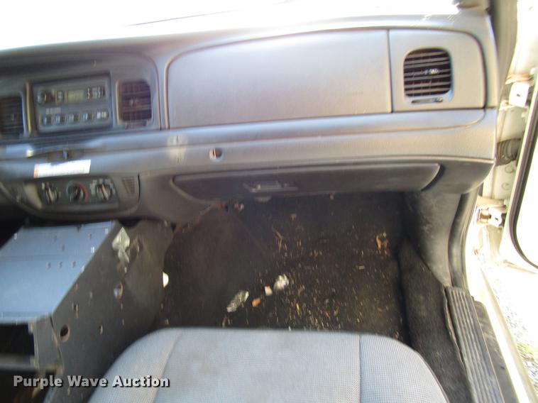 image for item DA1681 2011 Ford Crown Victoria Police Interceptor