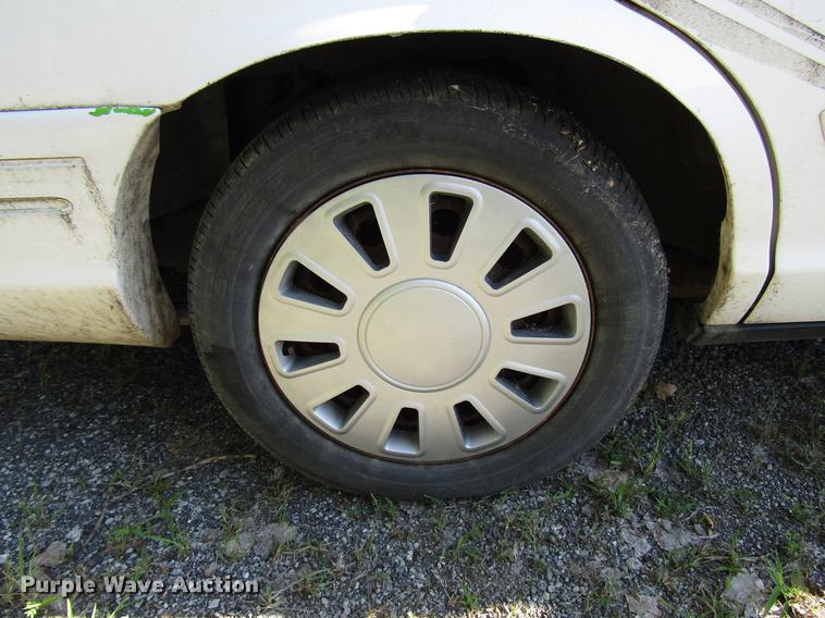 image for item DA1681 2011 Ford Crown Victoria Police Interceptor