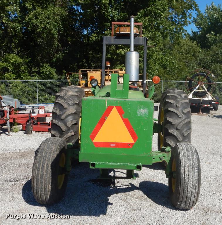 image for item DB8275 John Deere 2155 tractor