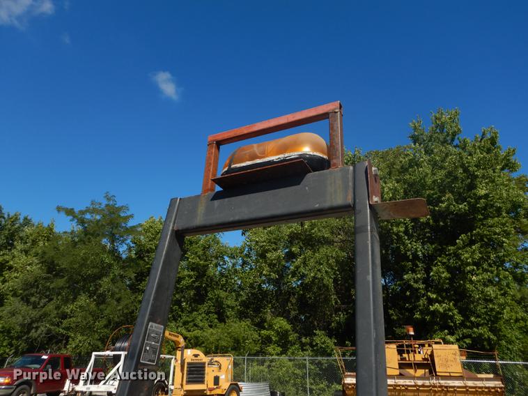 image for item DB8275 John Deere 2155 tractor