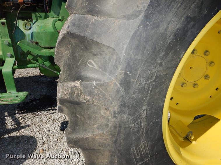 image for item DB8275 John Deere 2155 tractor