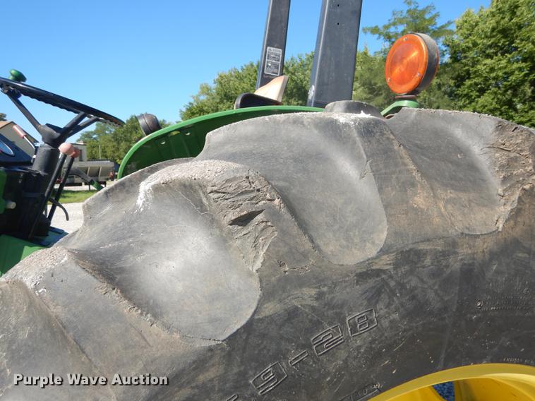 image for item DB8275 John Deere 2155 tractor