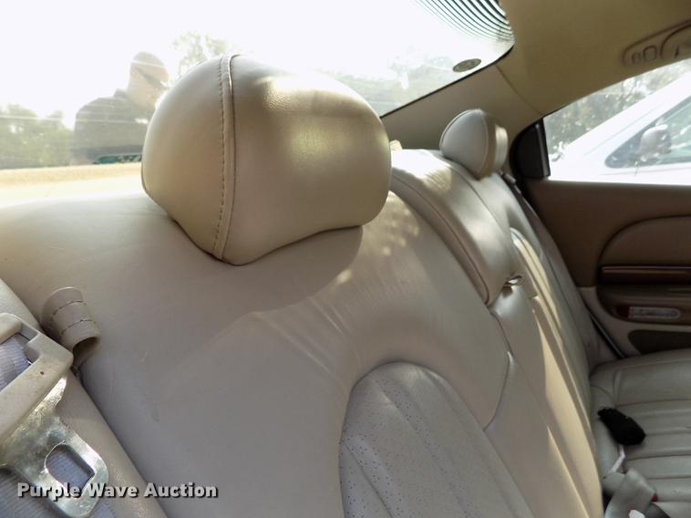 image for item DB9142 1999 Chrysler 300M