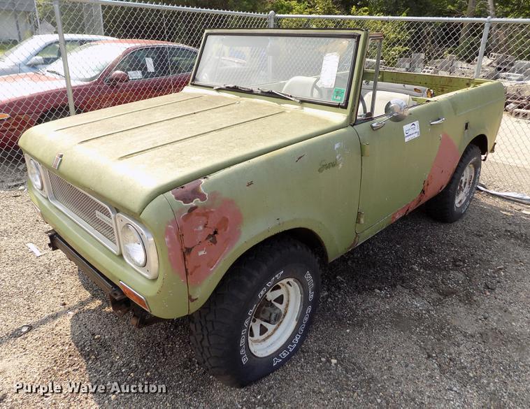 image for item DB9143 1970 International Scout 800A SUV