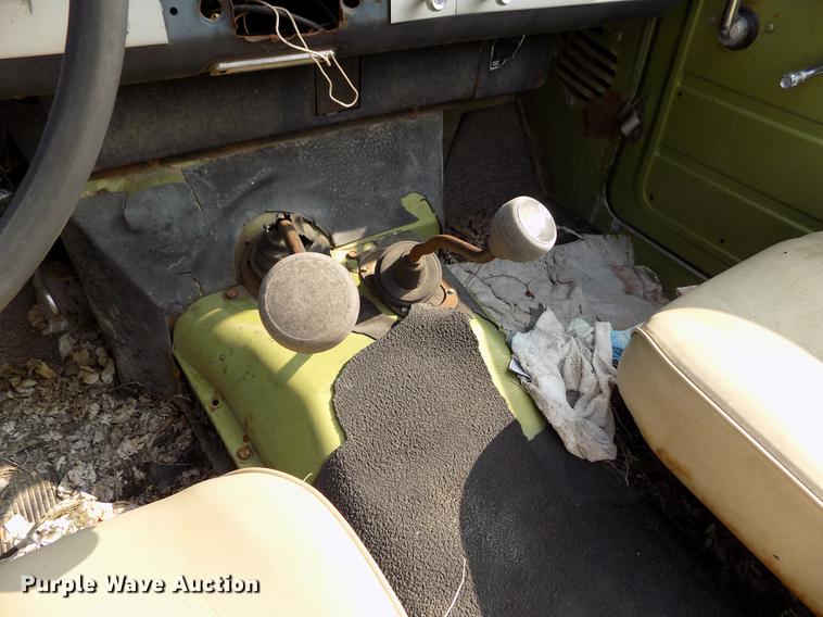 image for item DB9143 1970 International Scout 800A SUV