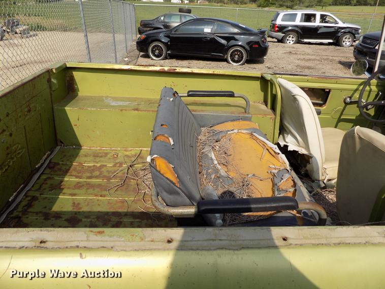 image for item DB9143 1970 International Scout 800A SUV