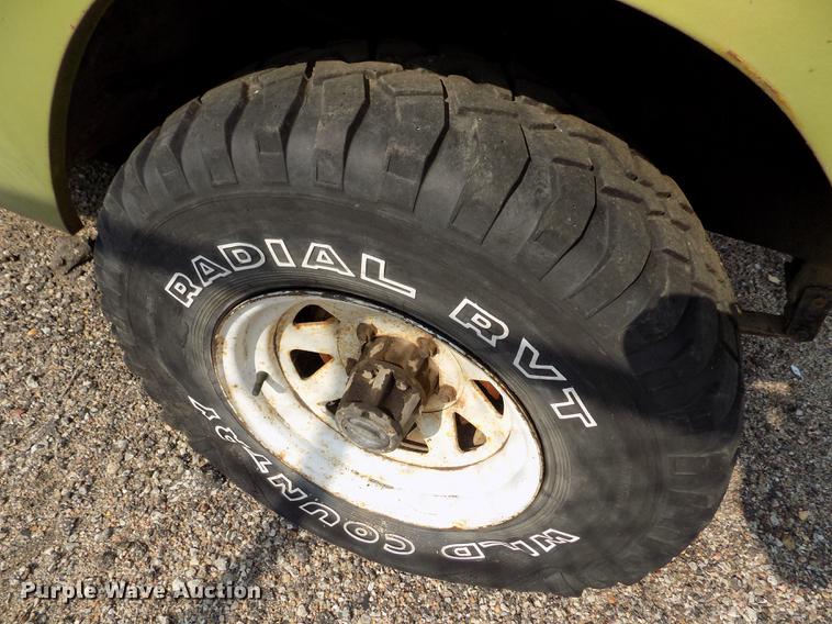 image for item DB9143 1970 International Scout 800A SUV