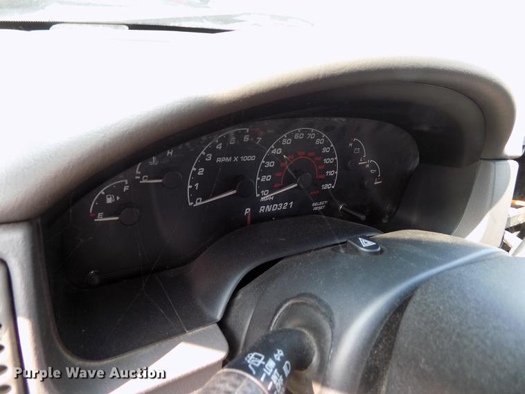 image for item DB9145 2002 Ford Explorer SUV