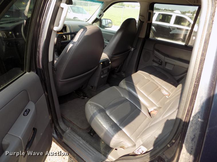 image for item DB9145 2002 Ford Explorer SUV