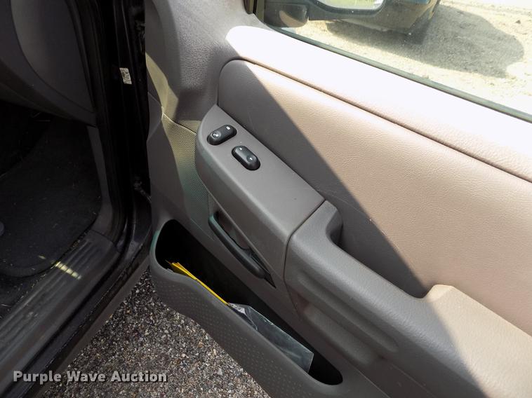 image for item DB9145 2002 Ford Explorer SUV