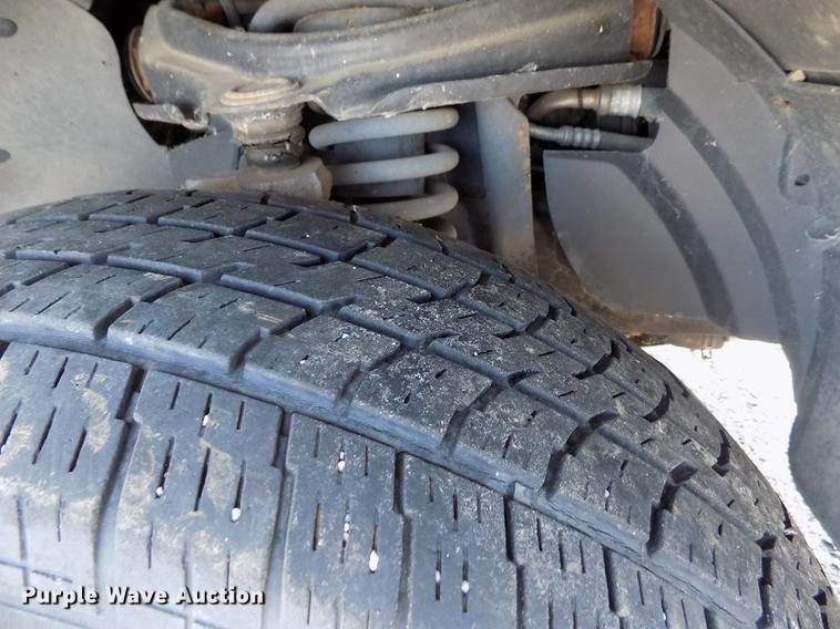 image for item DB9145 2002 Ford Explorer SUV