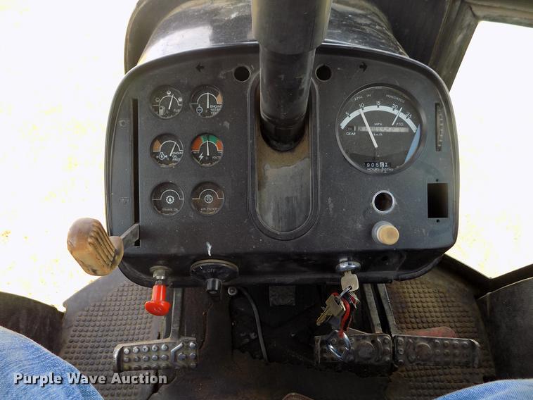 image for item DB9241 1973 John Deere 4630 tractor