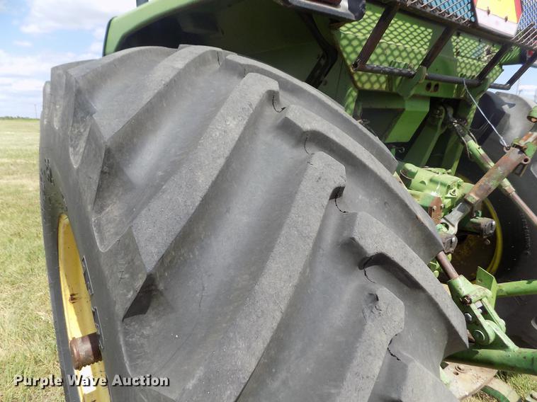 image for item DB9241 1973 John Deere 4630 tractor