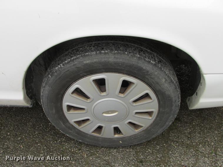image for item DB9318 2007 Ford Crown Victoria Police Interceptor
