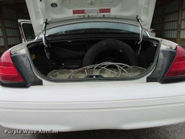 image for item DB9318 2007 Ford Crown Victoria Police Interceptor
