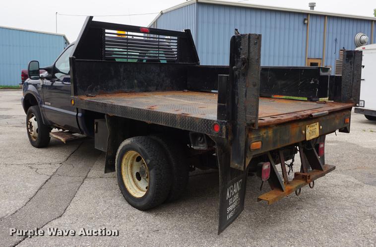 image for item DC0356 2004 Ford F450 Super Duty dump flatbed truck