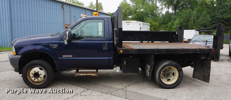 image for item DC0356 2004 Ford F450 Super Duty dump flatbed truck