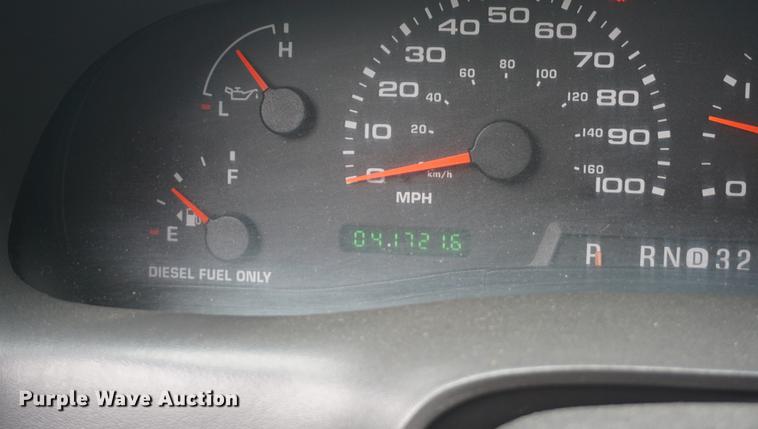 image for item DC0356 2004 Ford F450 Super Duty dump flatbed truck