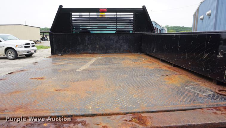 image for item DC0356 2004 Ford F450 Super Duty dump flatbed truck