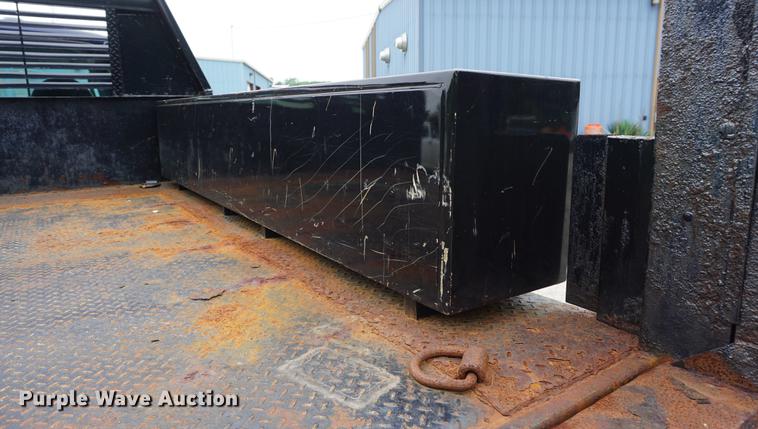 image for item DC0356 2004 Ford F450 Super Duty dump flatbed truck