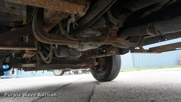 image for item DC0356 2004 Ford F450 Super Duty dump flatbed truck