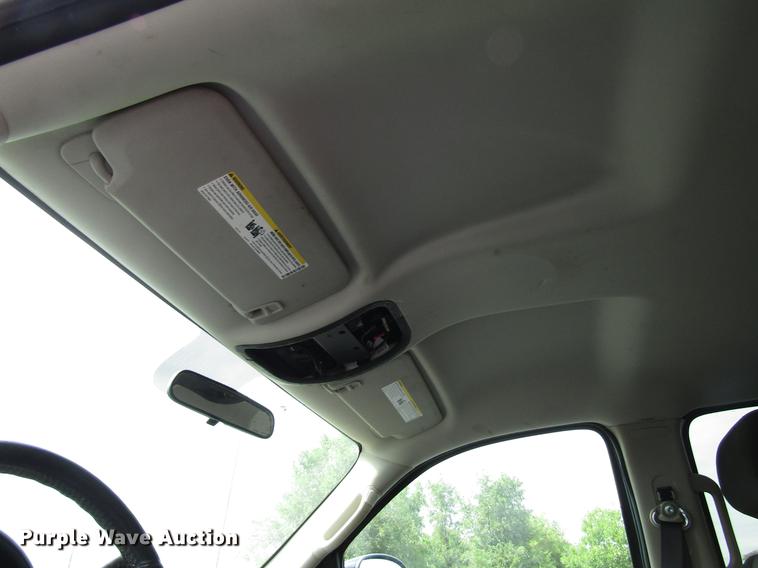 image for item DD4269 2011 Chevrolet Avalanche pickup truck