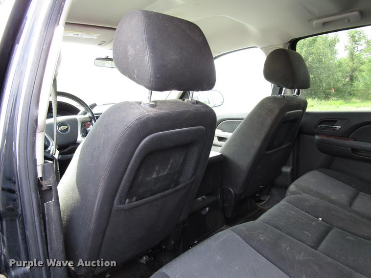 image for item DD4269 2011 Chevrolet Avalanche pickup truck