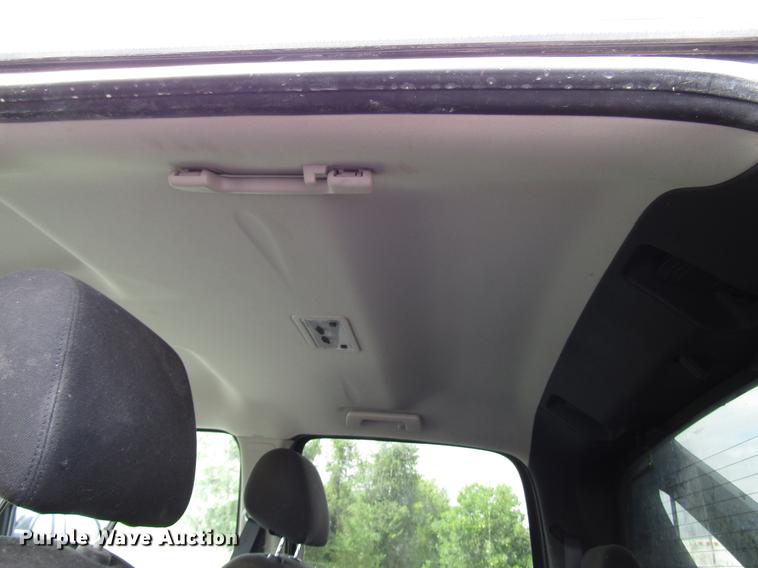 image for item DD4269 2011 Chevrolet Avalanche pickup truck