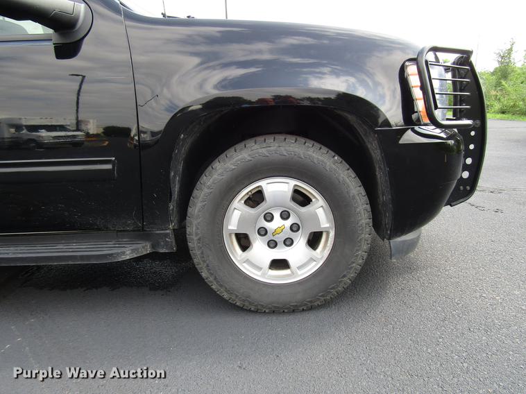 image for item DD4269 2011 Chevrolet Avalanche pickup truck