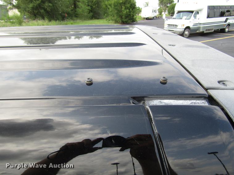 image for item DD4269 2011 Chevrolet Avalanche pickup truck