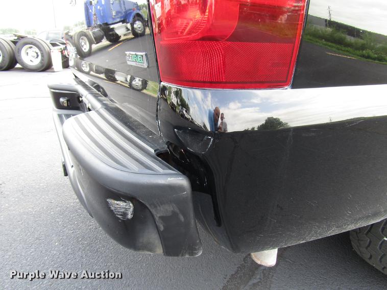 image for item DD4269 2011 Chevrolet Avalanche pickup truck