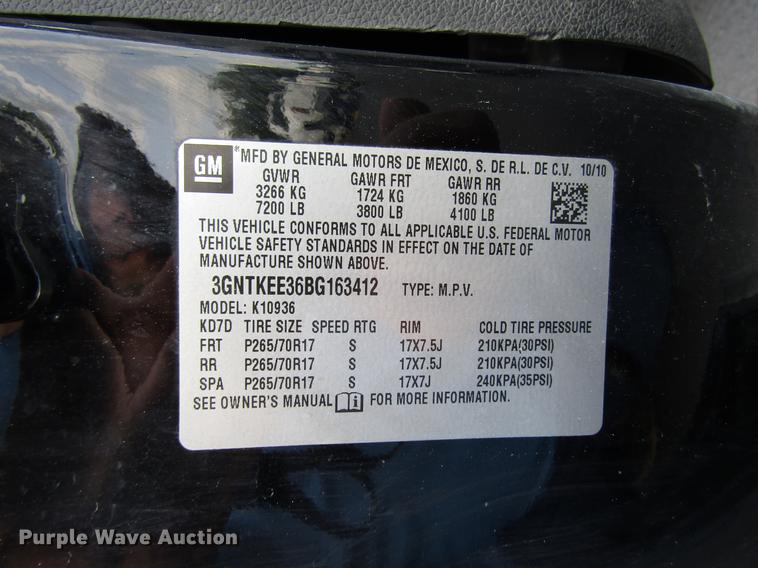 image for item DD4269 2011 Chevrolet Avalanche pickup truck