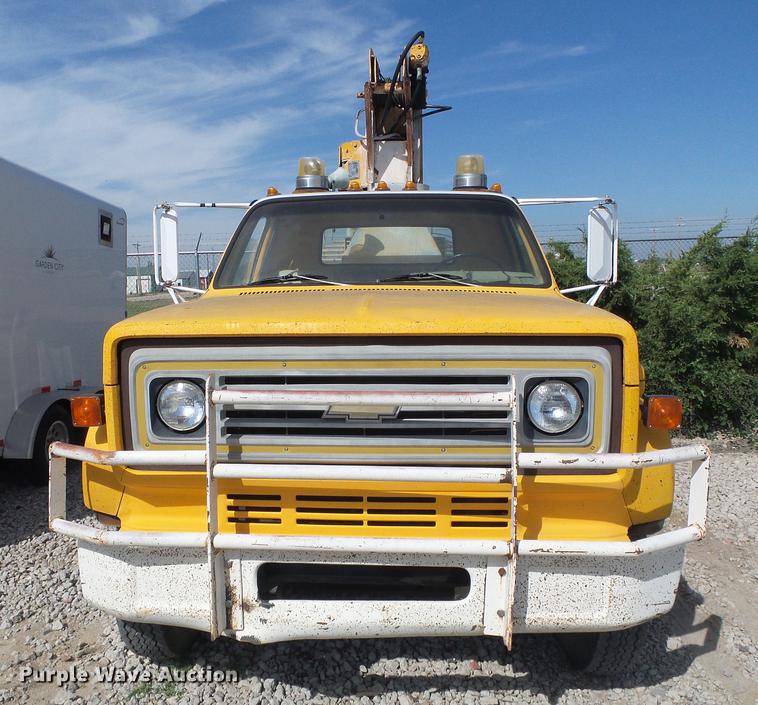 image for item DD5875 1982 Chevrolet 60 bucket truck