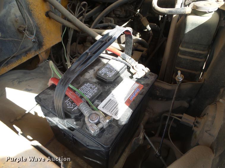 image for item DD5875 1982 Chevrolet 60 bucket truck