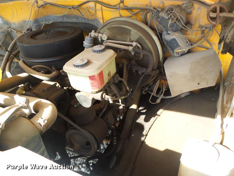 image for item DD5875 1982 Chevrolet 60 bucket truck