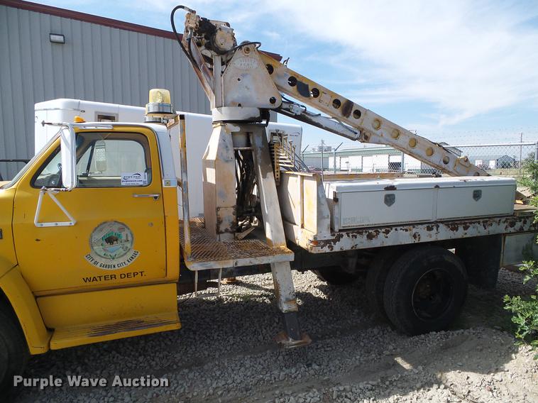 image for item DD5875 1982 Chevrolet 60 bucket truck