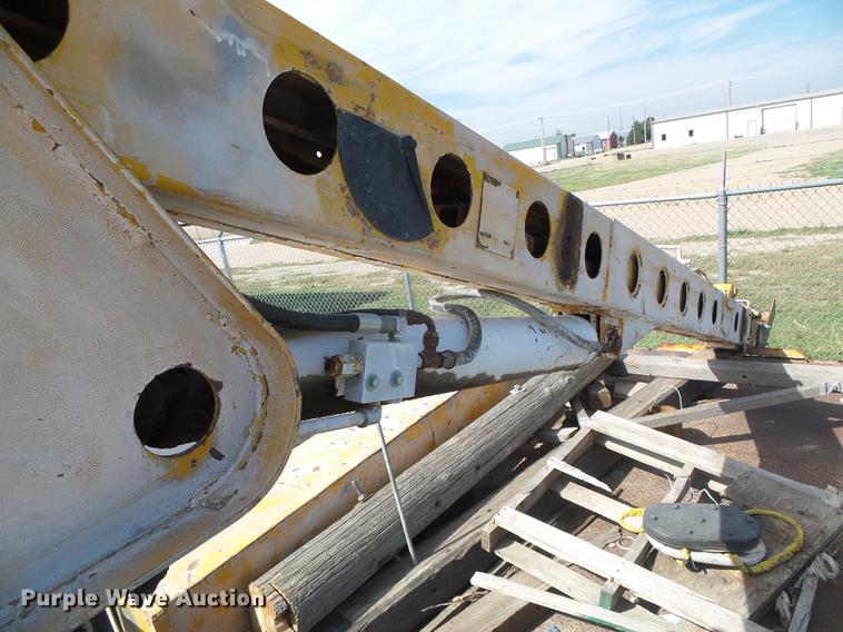 image for item DD5875 1982 Chevrolet 60 bucket truck