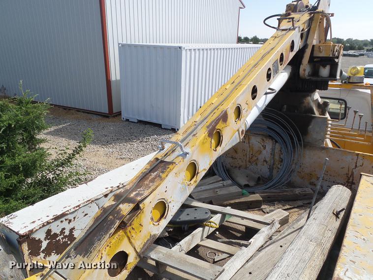 image for item DD5875 1982 Chevrolet 60 bucket truck