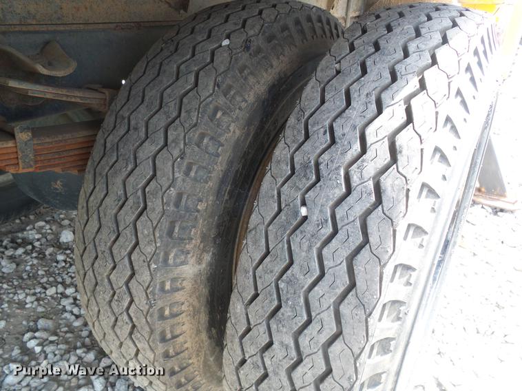 image for item DD5875 1982 Chevrolet 60 bucket truck