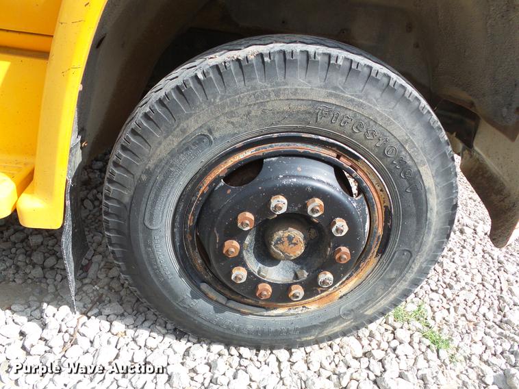 image for item DD5875 1982 Chevrolet 60 bucket truck