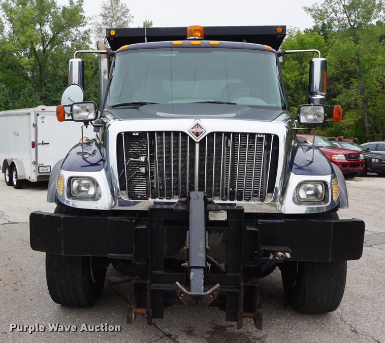image for item DD6444 2006 International 7400 dump truck