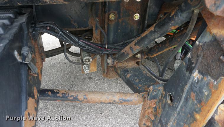 image for item DD6444 2006 International 7400 dump truck