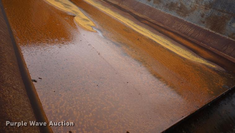 image for item DD6444 2006 International 7400 dump truck