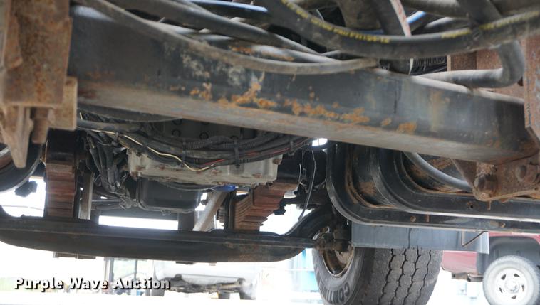 image for item DD6444 2006 International 7400 dump truck