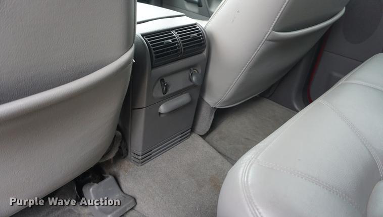 image for item DD6445 2004 Ford Explorer SUV